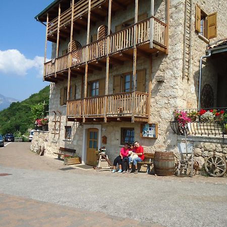 Agritur Masi Brenta Bed & Breakfast Rovereto  Bagian luar foto